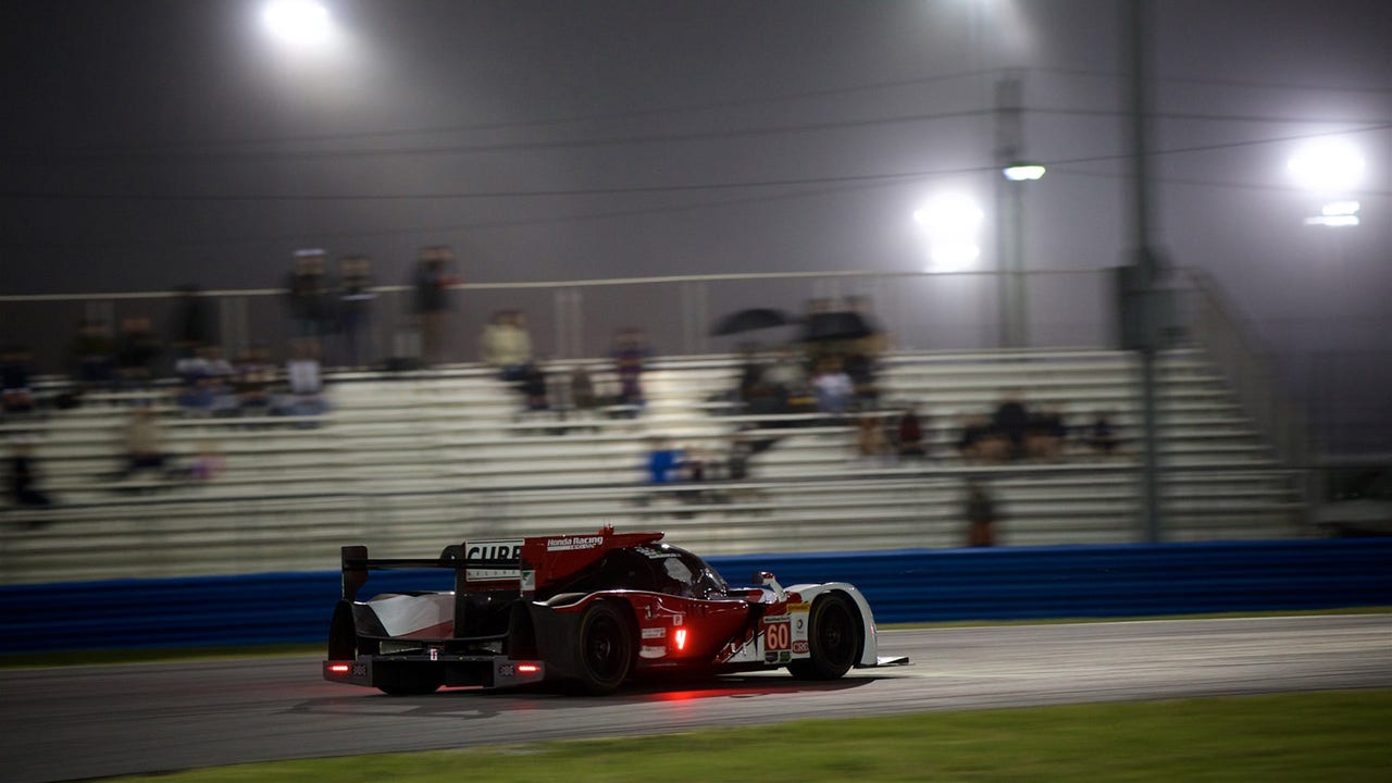IMSA: Pla leads again on Saturday at Roar Before the Rolex 24